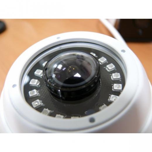 TELECAMERA DA ESTERNO 2MP 4 in 1 AHD CVI TVI CVBS  1 2 8 SONY323 FH8536H