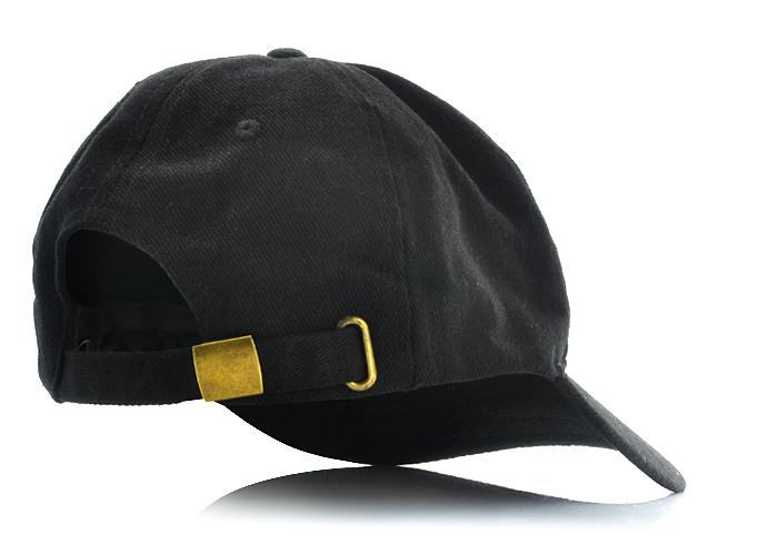 CAPPELLO BERRETTO CON MICROCAMERA E DVR BLUETOOTH MP3